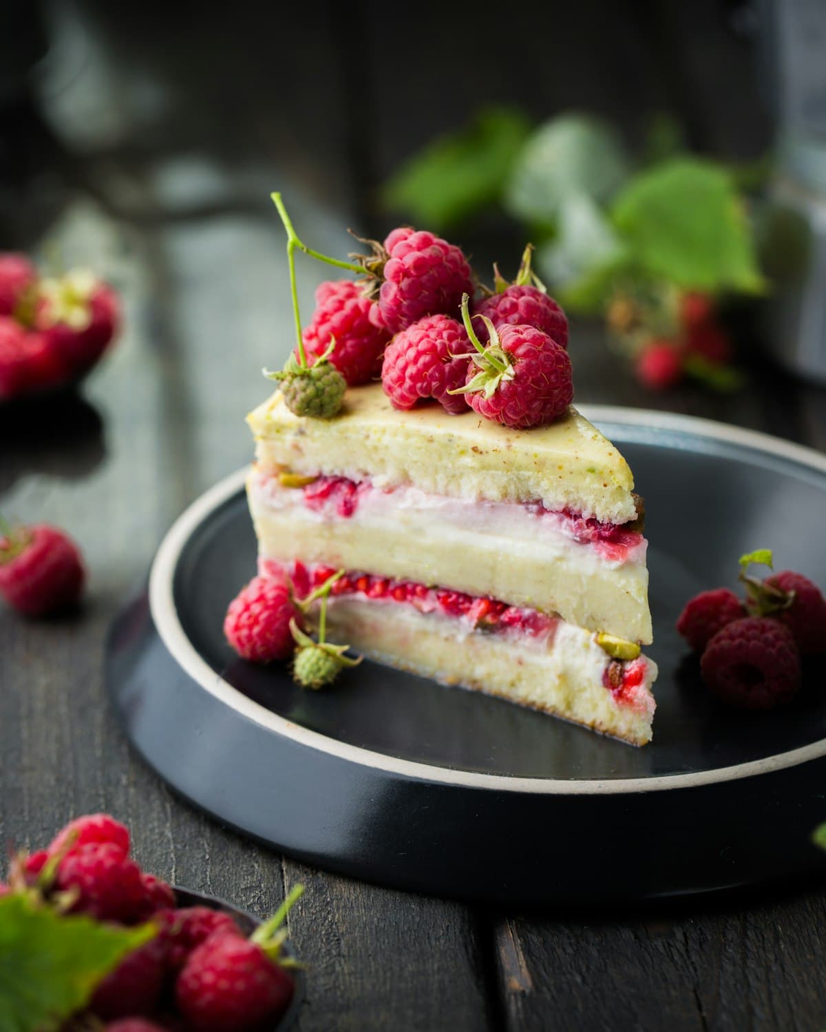 Vanilla Blueberry Cake — Vanilla & Fruit cake by Sweet Canvas, Kolkata